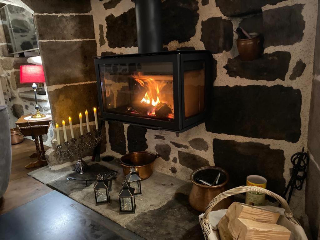 L'Escale De Camille Hotel Murat  Kültér fotó