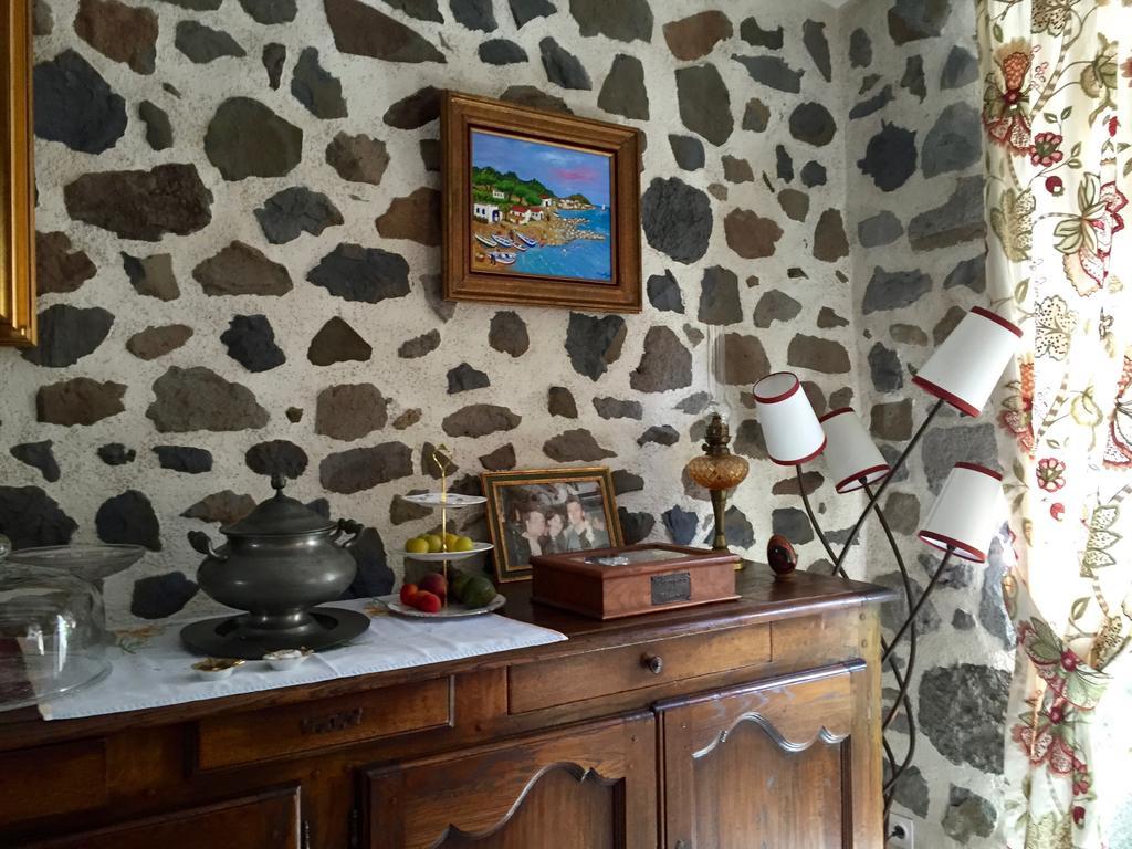 L'Escale De Camille Hotel Murat  Kültér fotó