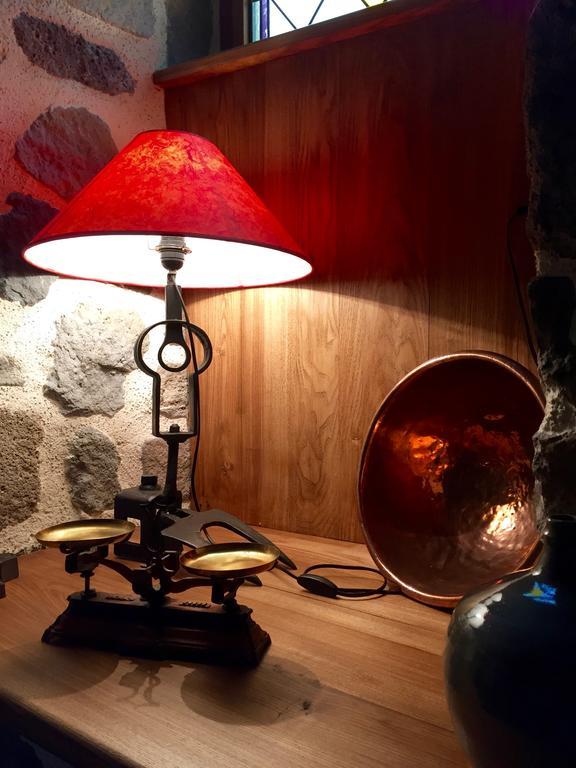 L'Escale De Camille Hotel Murat  Kültér fotó