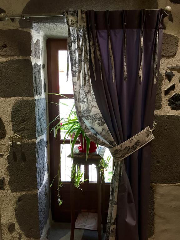 L'Escale De Camille Hotel Murat  Kültér fotó
