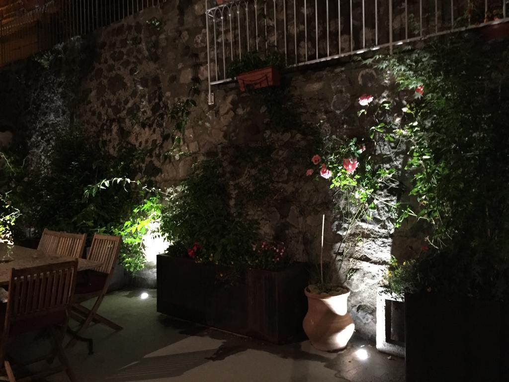 L'Escale De Camille Hotel Murat  Kültér fotó